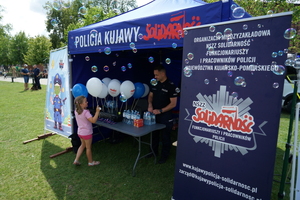 policyjny piknik na Wyspie Młyńskiej