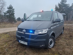 Nieoznakowany radiowóz Policji