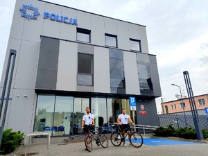 Policjanci na rowerach dbają o bezpieczeństwo