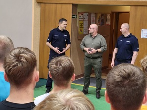 organizatorzy witają uczestników testu