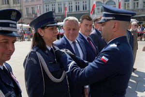 Komendant Służby Więziennej odbiera odznaczenie